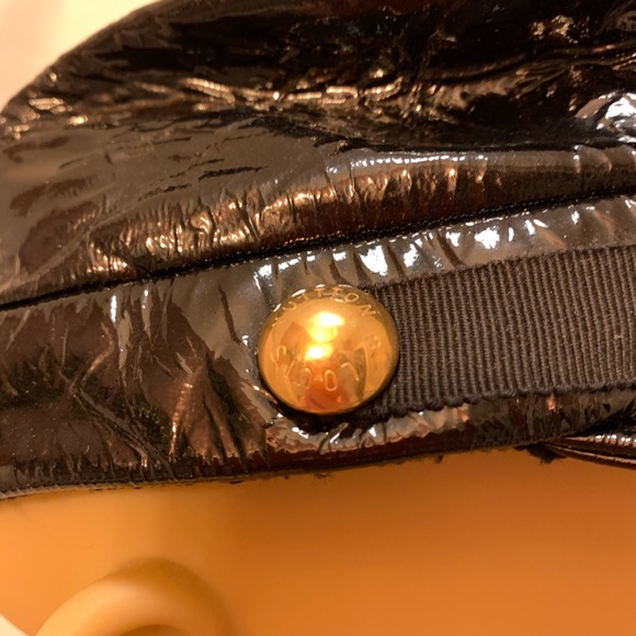 LOUIS VUITTON size SM black patent leather cap - Picture 3 of 8